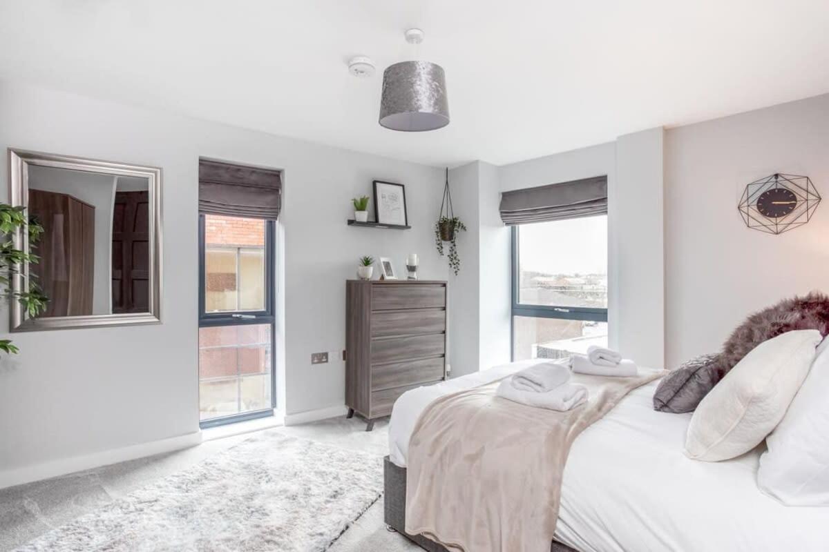 Apartemen Stayzeni, Ouse Court Fantastic 2 Bed Flat *