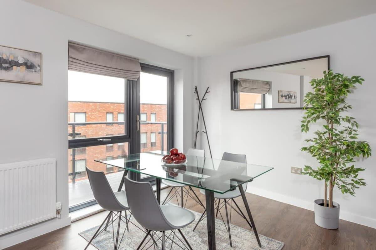 Apartemen Stayzeni, Ouse Court Fantastic 2 Bed Flat York