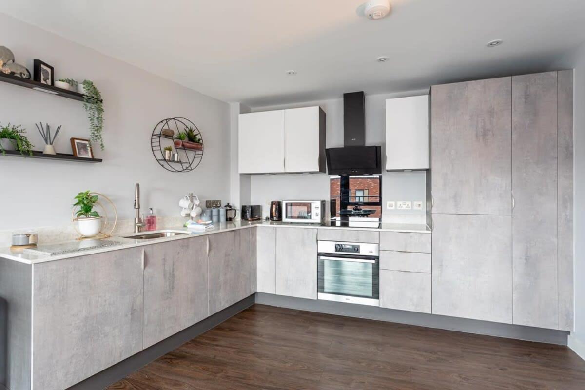 Apartemen Stayzeni, Ouse Court Fantastic 2 Bed Flat *
